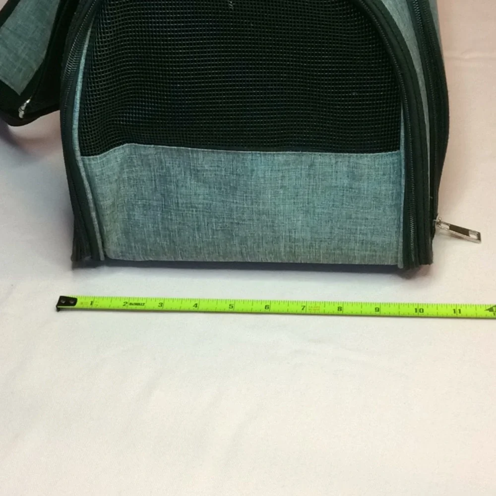 FINAL SALE PRICE Like New Small Pet Carrier